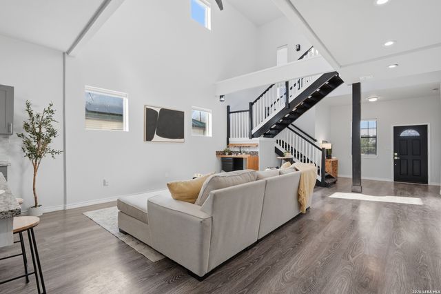 131 REHMANN ST, San Antonio, TX 78204