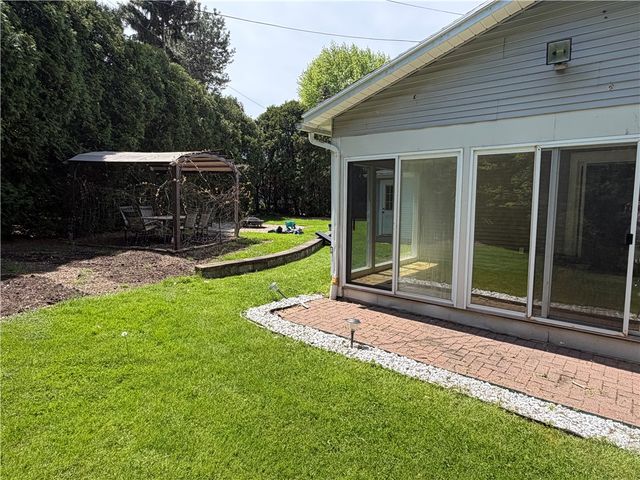 104 Carmas Drive, Greece, NY 14626