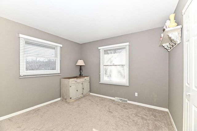 2710 Lander LANE, Waukesha, WI 53188