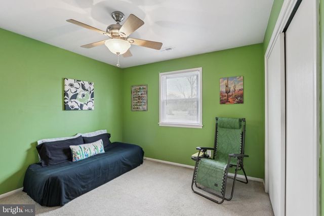 33 STAGECOACH RD, Cape May Court House, NJ 08210