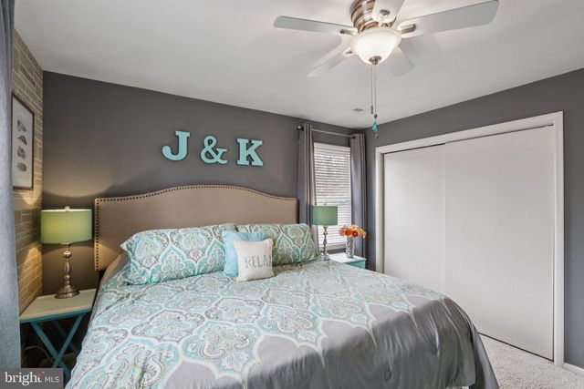 33 STAGECOACH RD, Cape May Court House, NJ 08210