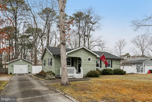 33 STAGECOACH RD, Cape May Court House, NJ 08210