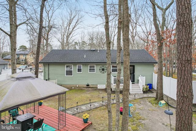 33 STAGECOACH RD, Cape May Court House, NJ 08210