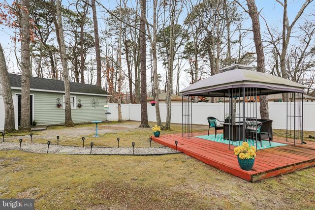 33 STAGECOACH RD, Cape May Court House, NJ 08210