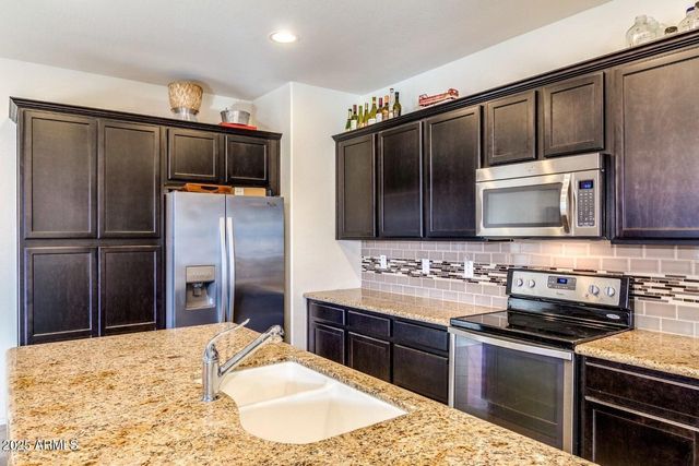 12057 W Rowel Road, Peoria, AZ 85383