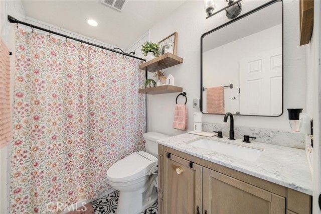 10115 Sioux, Riverside, CA 92503