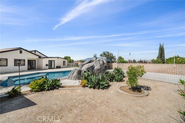 10115 Sioux, Riverside, CA 92503