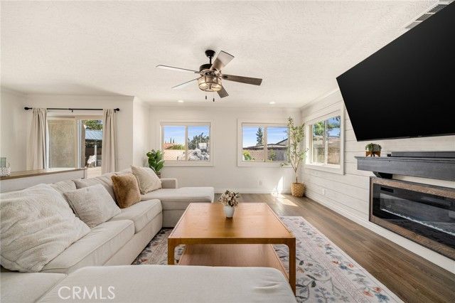 10115 Sioux, Riverside, CA 92503