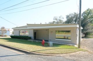 4471 Clinton Street, Marianna, FL 32446