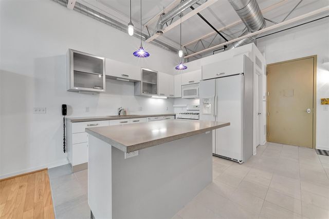 614 S Troy Street 109, Royal Oak, MI 48067