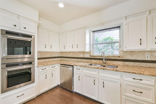 5602 Green Springs Drive, Houston, TX 77066