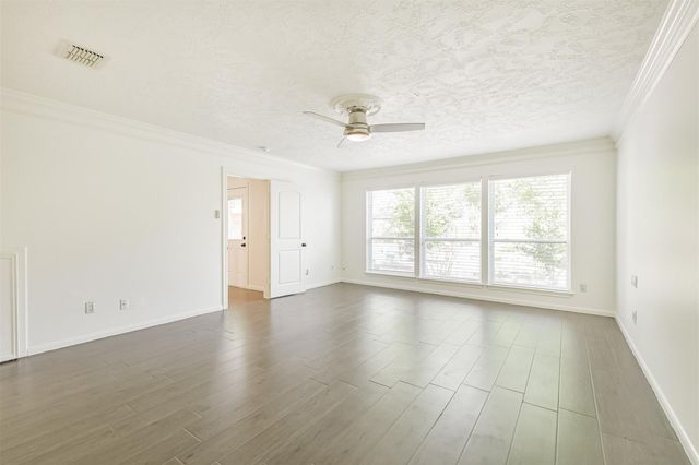 5602 Green Springs Drive, Houston, TX 77066