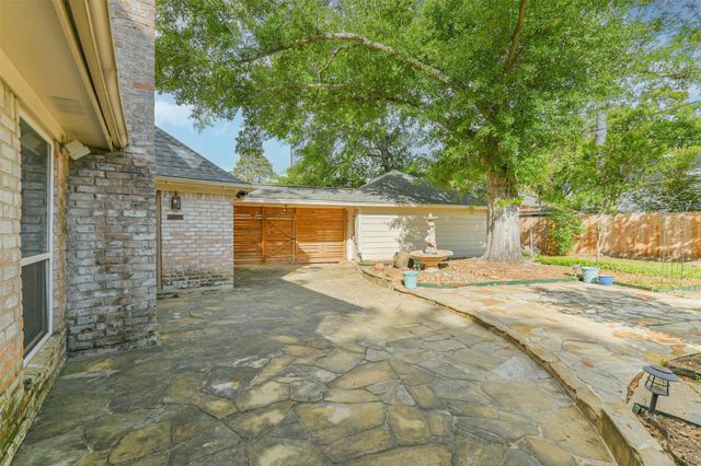 5602 Green Springs Drive, Houston, TX 77066