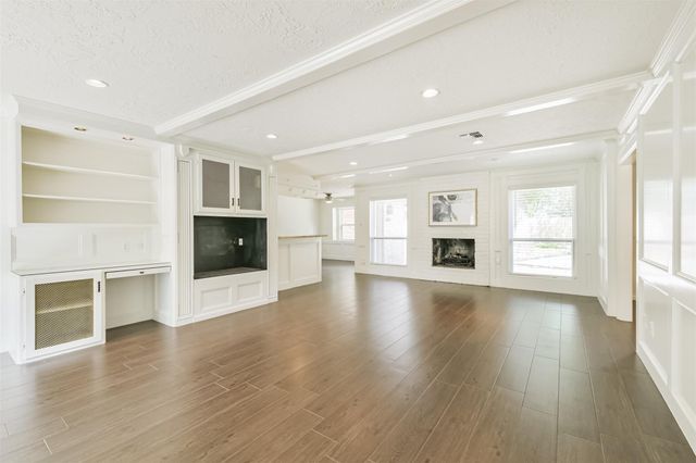 5602 Green Springs Drive, Houston, TX 77066