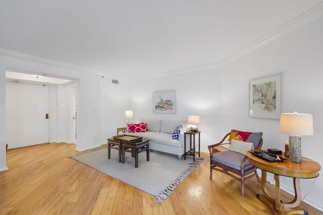 100 SE 5th Avenue 308, Boca Raton, FL 33432