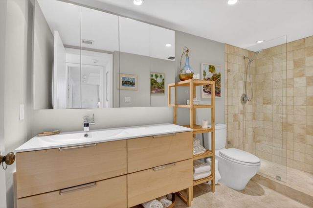 100 SE 5th Avenue 308, Boca Raton, FL 33432