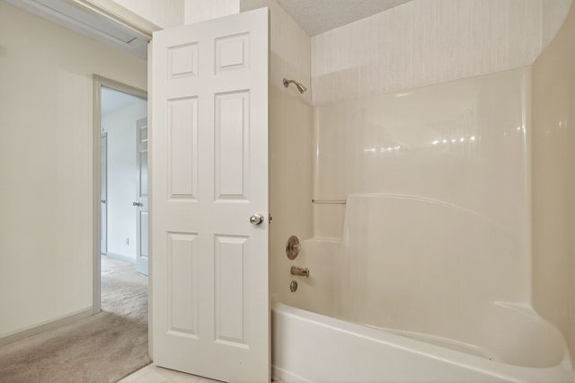 4143 Viola Rd, Mcminnville, TN 37110