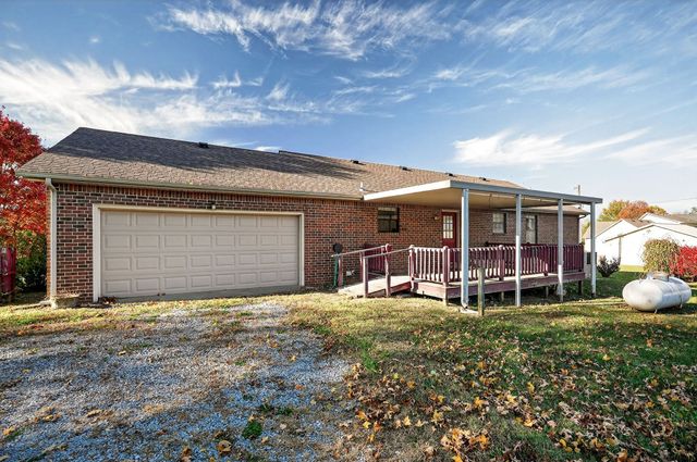 4143 Viola Rd, Mcminnville, TN 37110