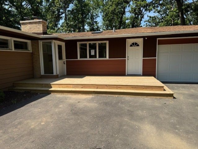 28450 N Shagbark Lane, Libertyville, IL 60048