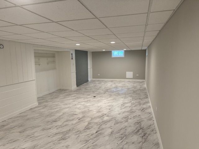 28450 N Shagbark Lane, Libertyville, IL 60048