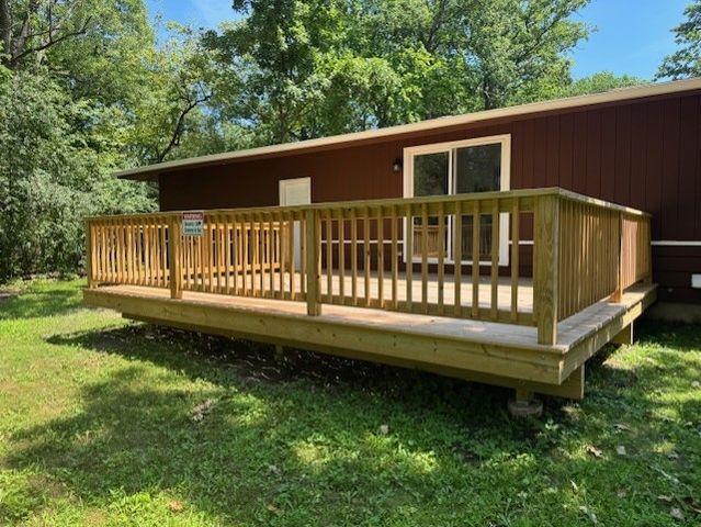 28450 N Shagbark Lane, Libertyville, IL 60048