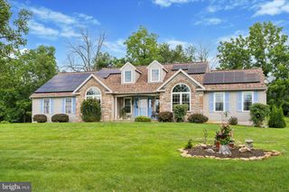 110 HILLBROOK DR, Honey Brook, PA 19344