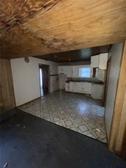 602 Berke Street, Newark, TX 76071