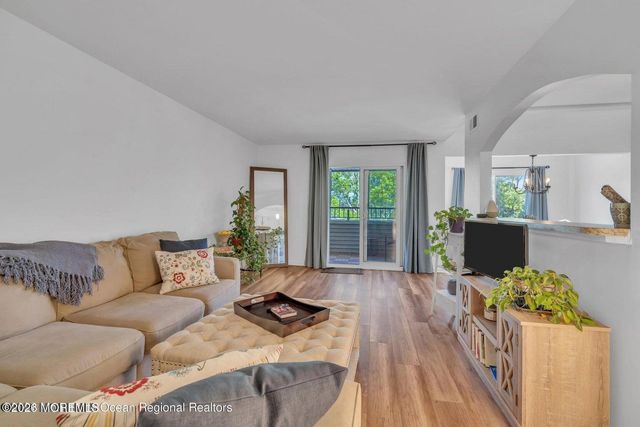 145 Central Avenue 4B, Island Heights, NJ 08732