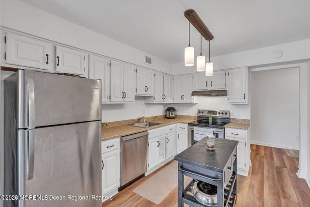 145 Central Avenue 4B, Island Heights, NJ 08732