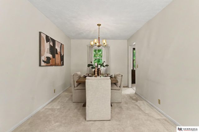13992 Woolworth Circle, Omaha, NE 68144