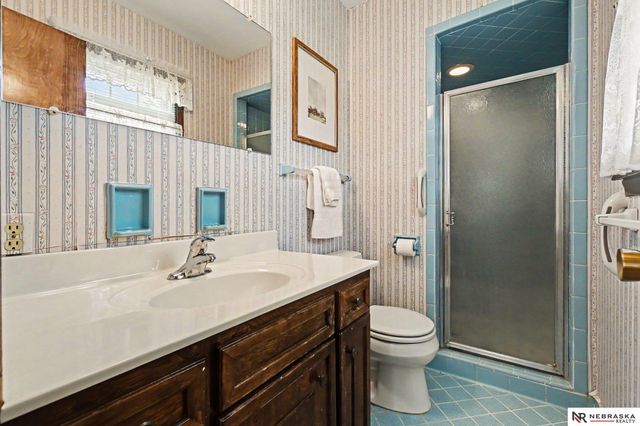 13992 Woolworth Circle, Omaha, NE 68144