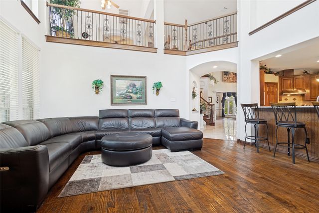 1909 Grand Park Place, Flower Mound, TX 75028