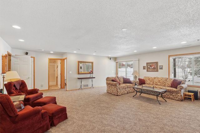 7610 Wistful Vista Drive 1002, West Des Moines, IA 50266