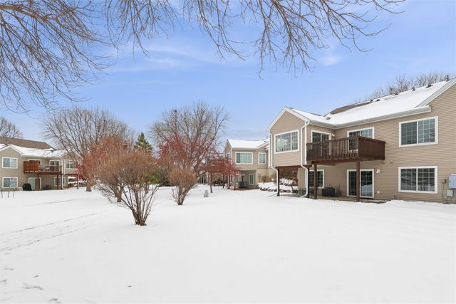 7610 Wistful Vista Drive 1002, West Des Moines, IA 50266