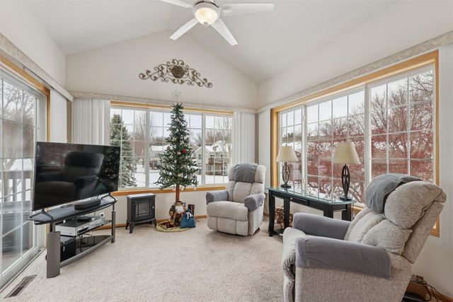 7610 Wistful Vista Drive 1002, West Des Moines, IA 50266