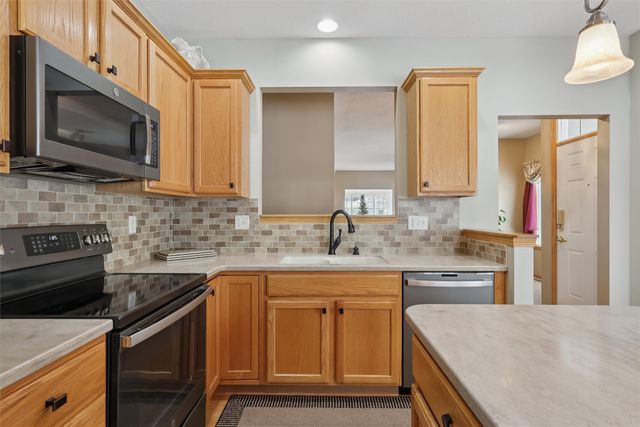 7610 Wistful Vista Drive 1002, West Des Moines, IA 50266