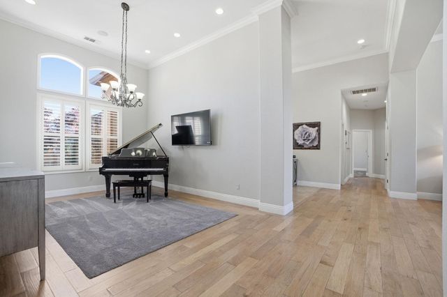 10749 Amerine Ln, Oakdale, CA 95361