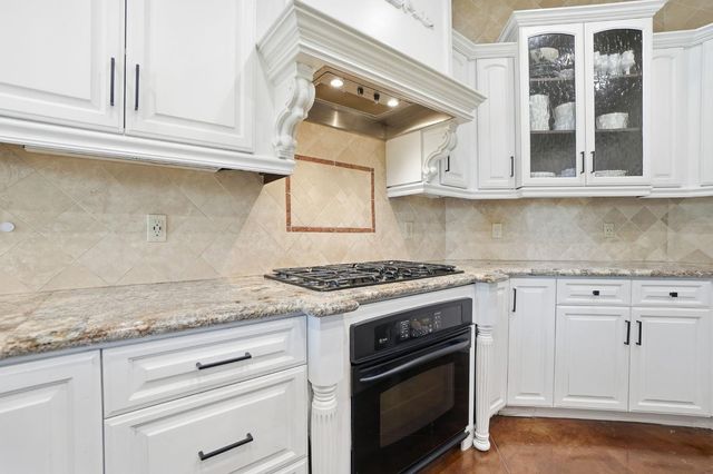 10749 Amerine Ln, Oakdale, CA 95361