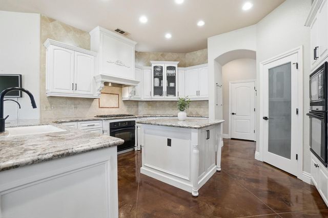 10749 Amerine Ln, Oakdale, CA 95361