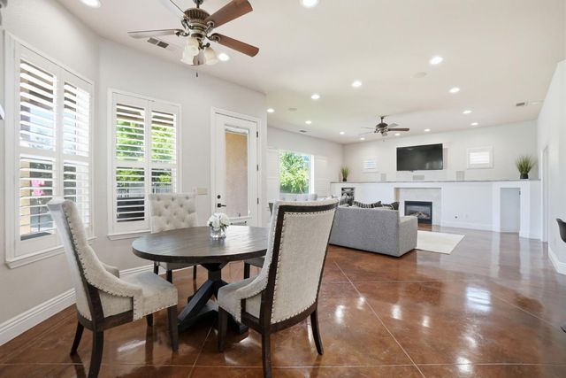 10749 Amerine Ln, Oakdale, CA 95361