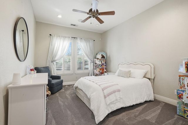 10749 Amerine Ln, Oakdale, CA 95361