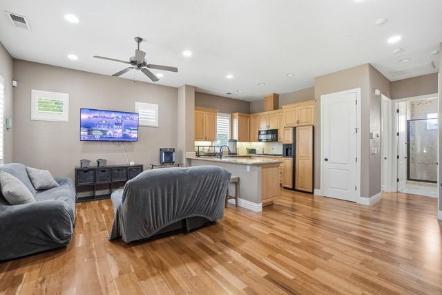 10749 Amerine Ln, Oakdale, CA 95361