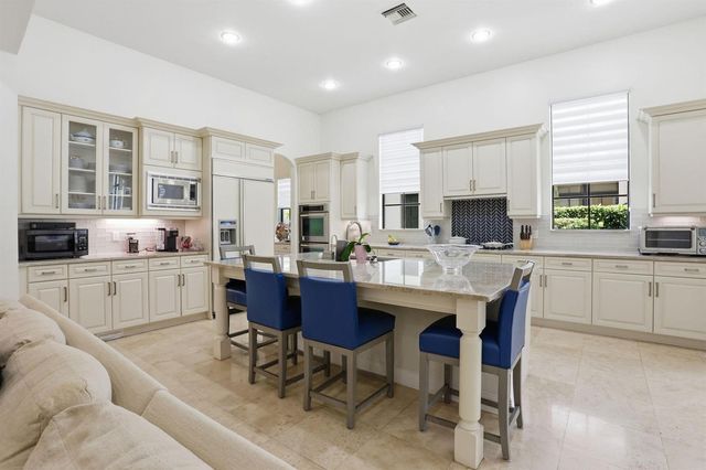 9411 Eden Manor, Parkland, FL 33076