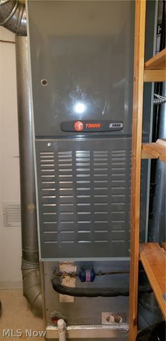 24690 Thicket Lane 32, Olmsted Falls, OH 44138