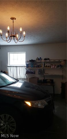 24690 Thicket Lane 32, Olmsted Falls, OH 44138