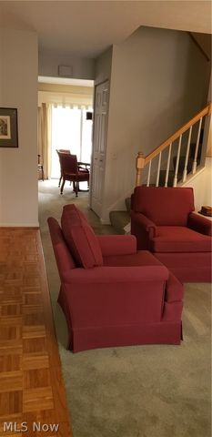 24690 Thicket Lane 32, Olmsted Falls, OH 44138