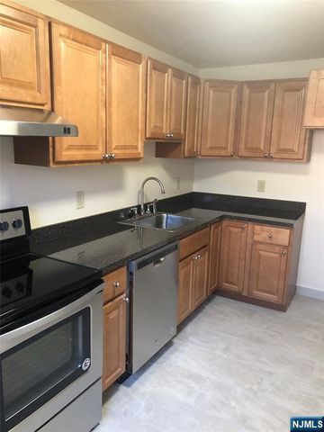 65 Hawthorne Place, Montclair, NJ 07042
