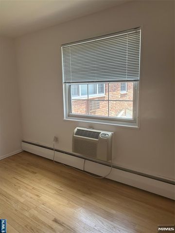 65 Hawthorne Place, Montclair, NJ 07042