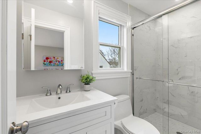 12 Robin Hill Road, Scarsdale, NY 10583