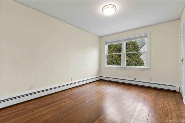 12 Robin Hill Road, Scarsdale, NY 10583